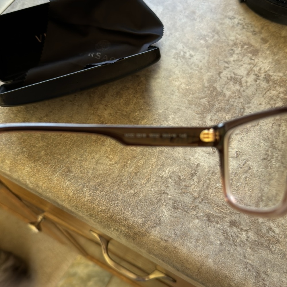 Versace two-tone eyeglasses. Brand new. - Picture 6 of 8